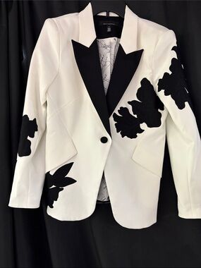 White House Black Market White Blazer with Black Floral Appliqué Accents